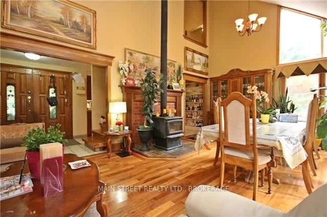 2947 12th Line Property Photo 25