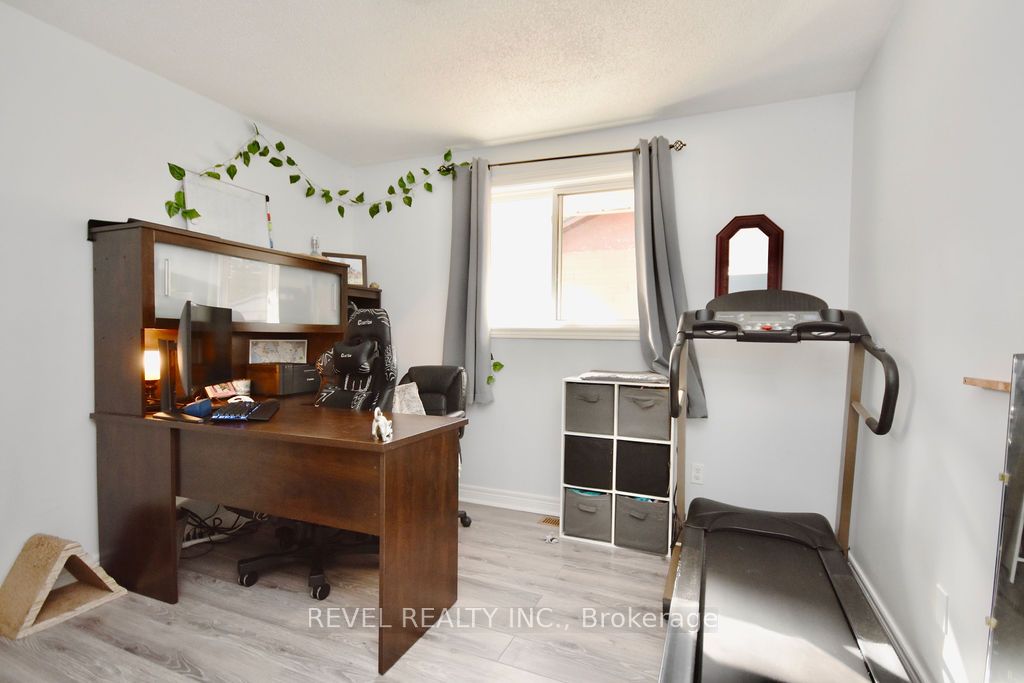4 Bushey Ave Property Photo 16