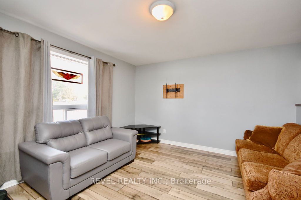 4 Bushey Ave Property Photo 26