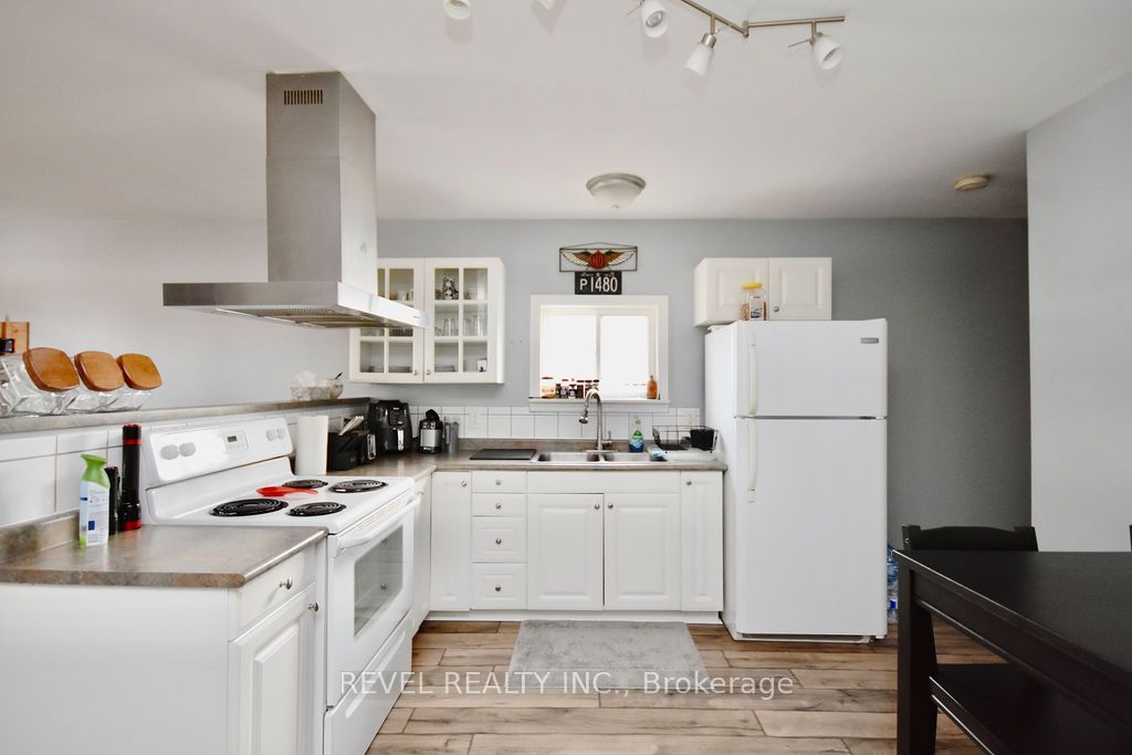 4 Bushey Ave Property Photo 29
