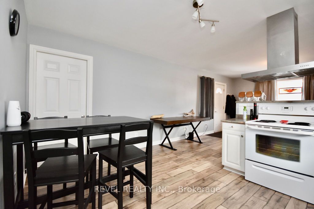 4 Bushey Ave Property Photo 31