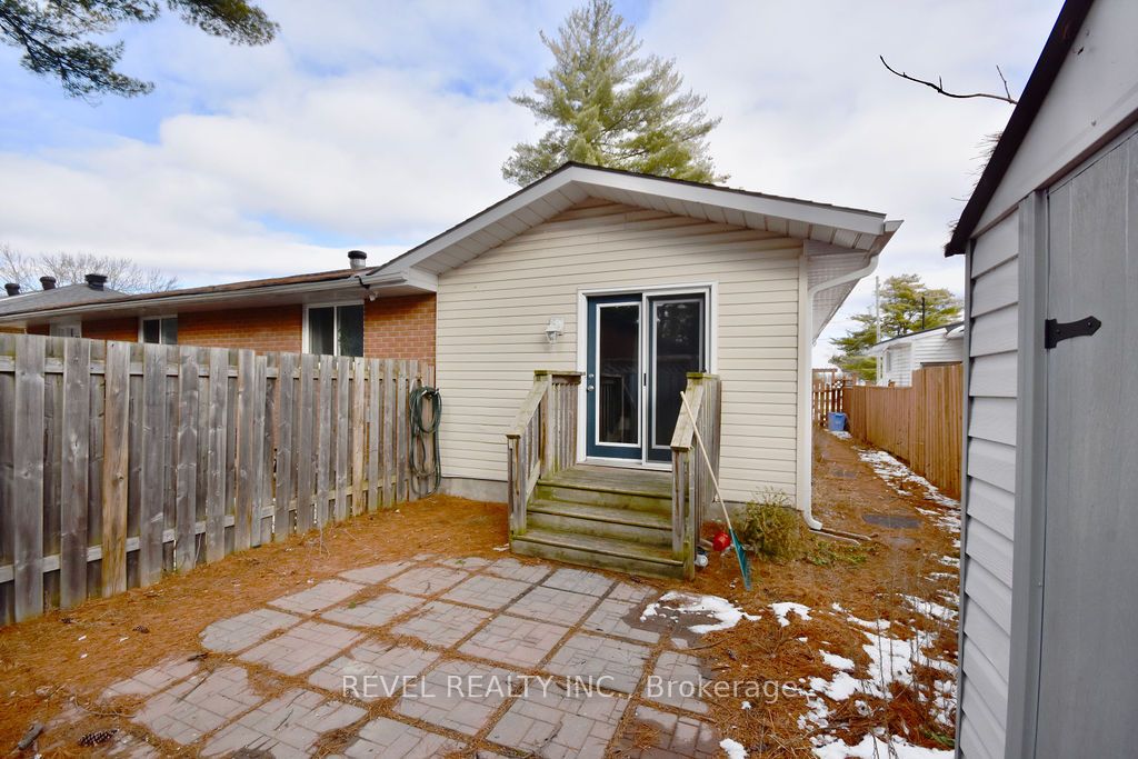 4 Bushey Ave Property Photo 37