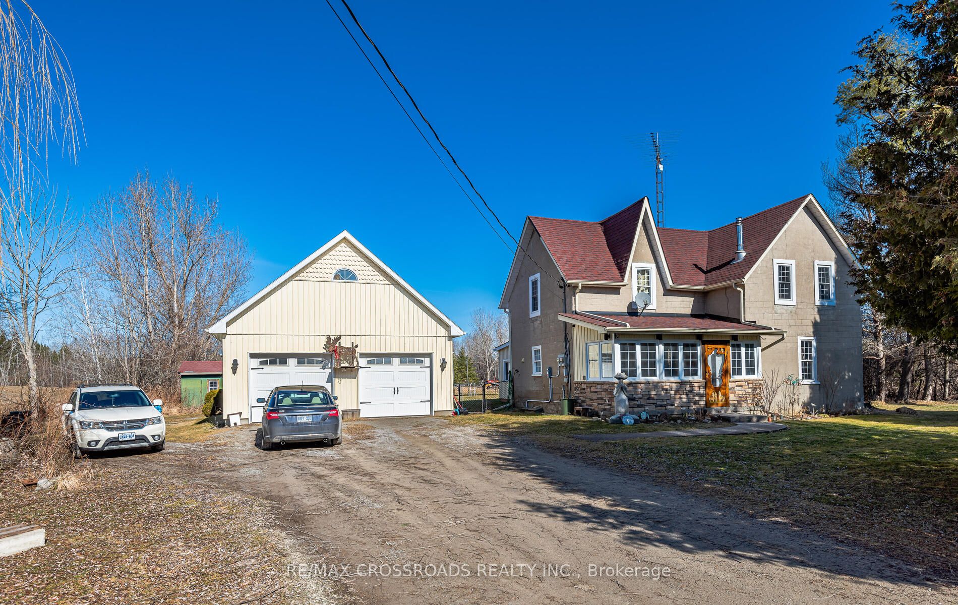 6308 Frog St N Property Photo 3