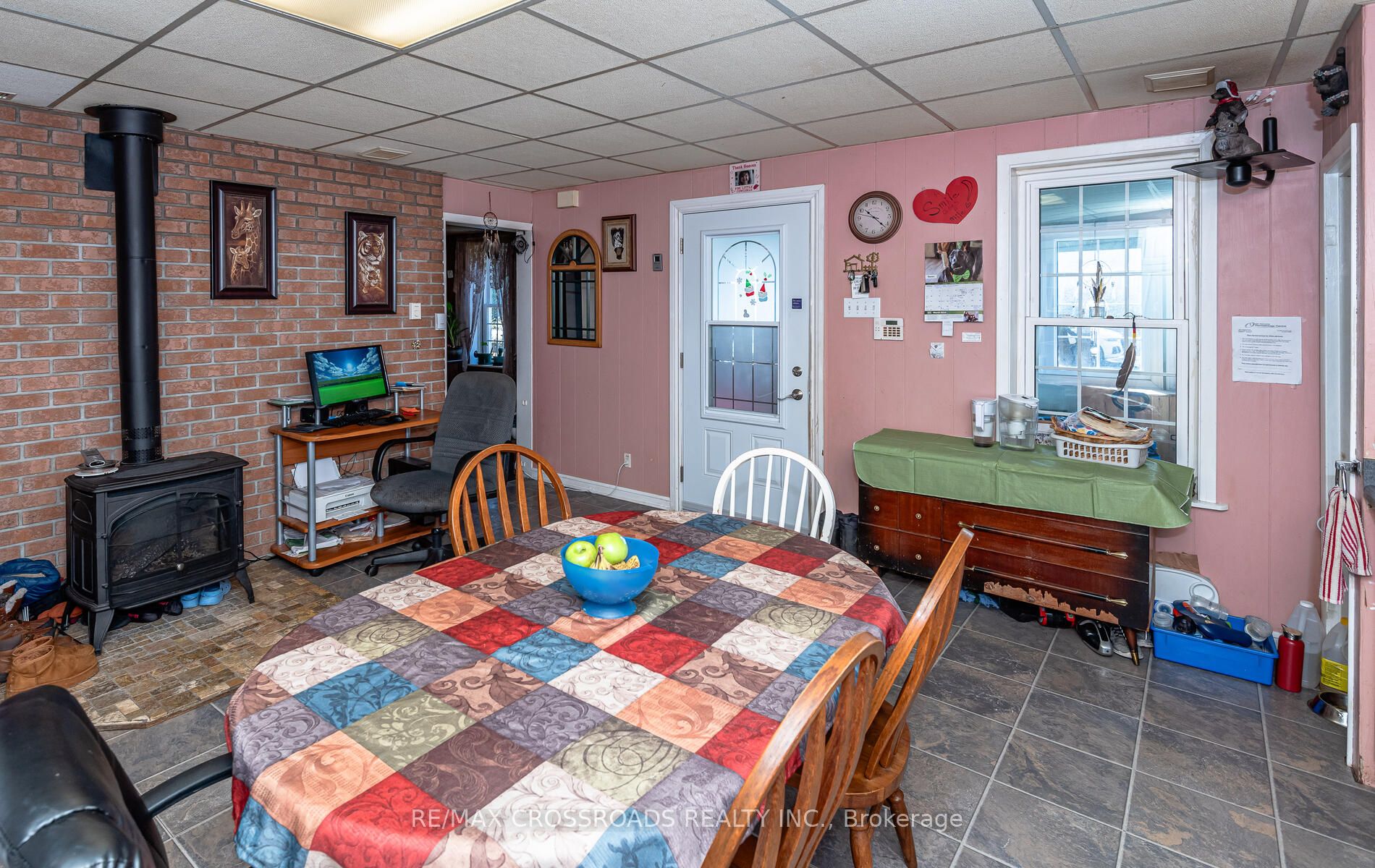6308 Frog St N Property Photo 13