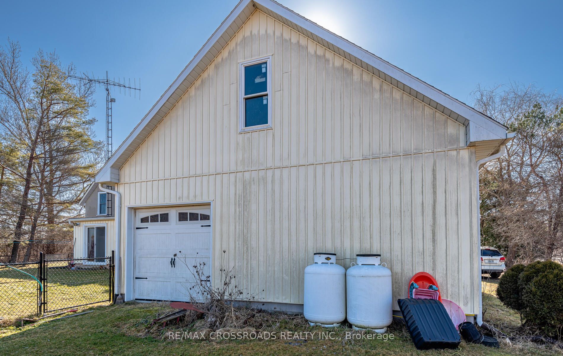 6308 Frog St N Property Photo 23