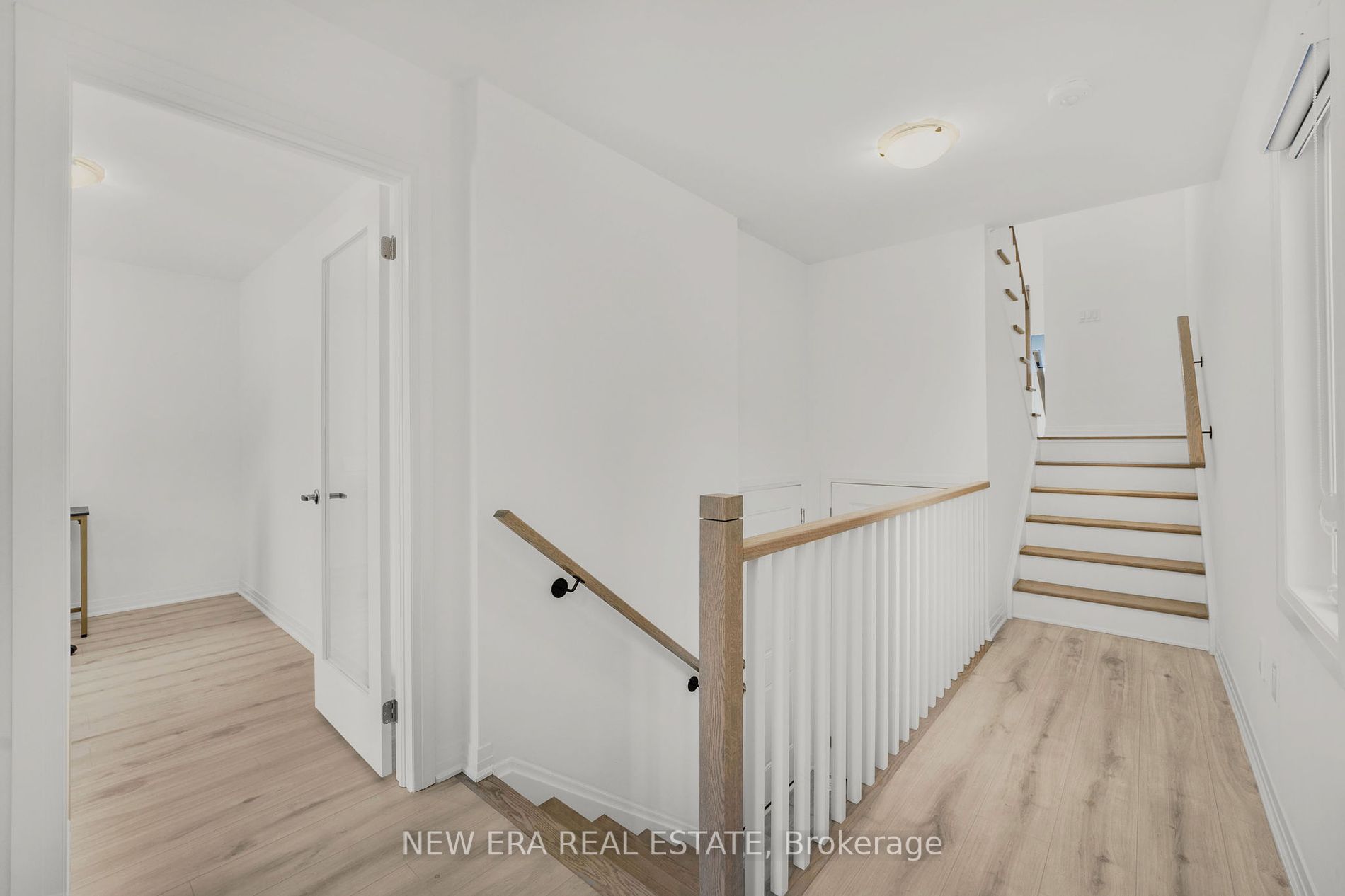 10 Totten Tr 5 Property Photo 8