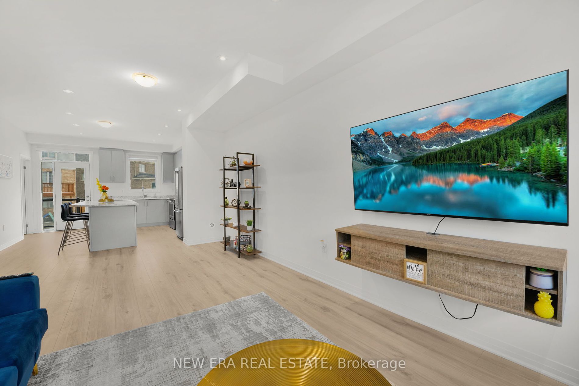 10 Totten Tr 5 Property Photo 12