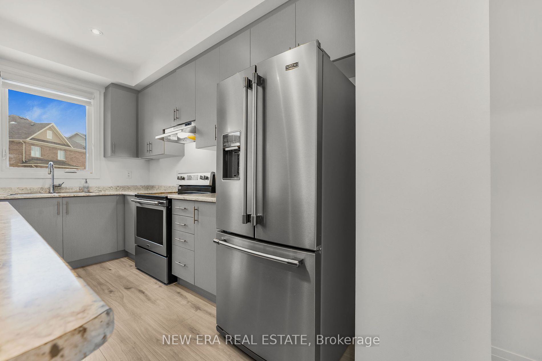 10 Totten Tr 5 Property Photo 17