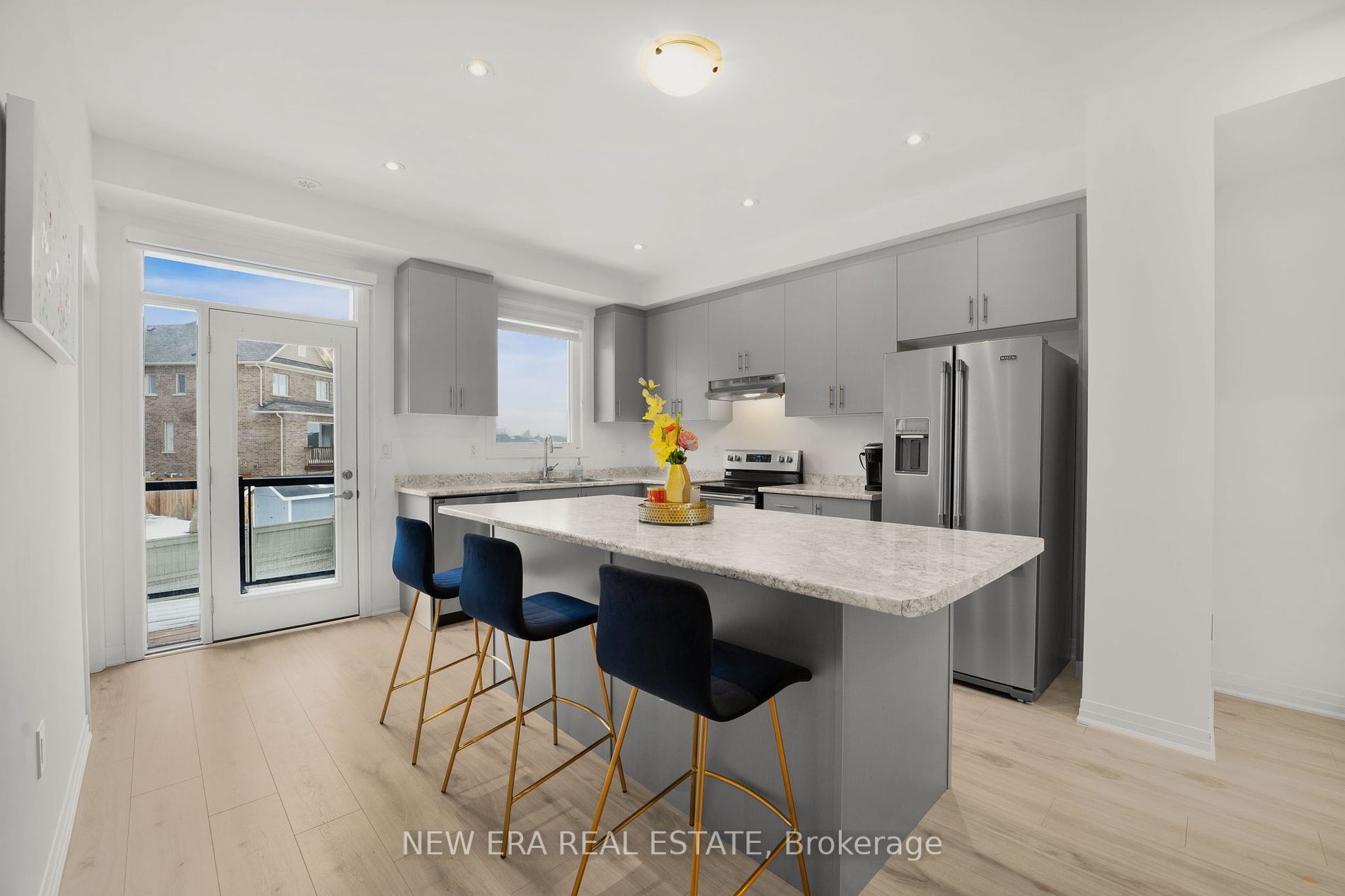 10 Totten Tr 5 Property Photo 19