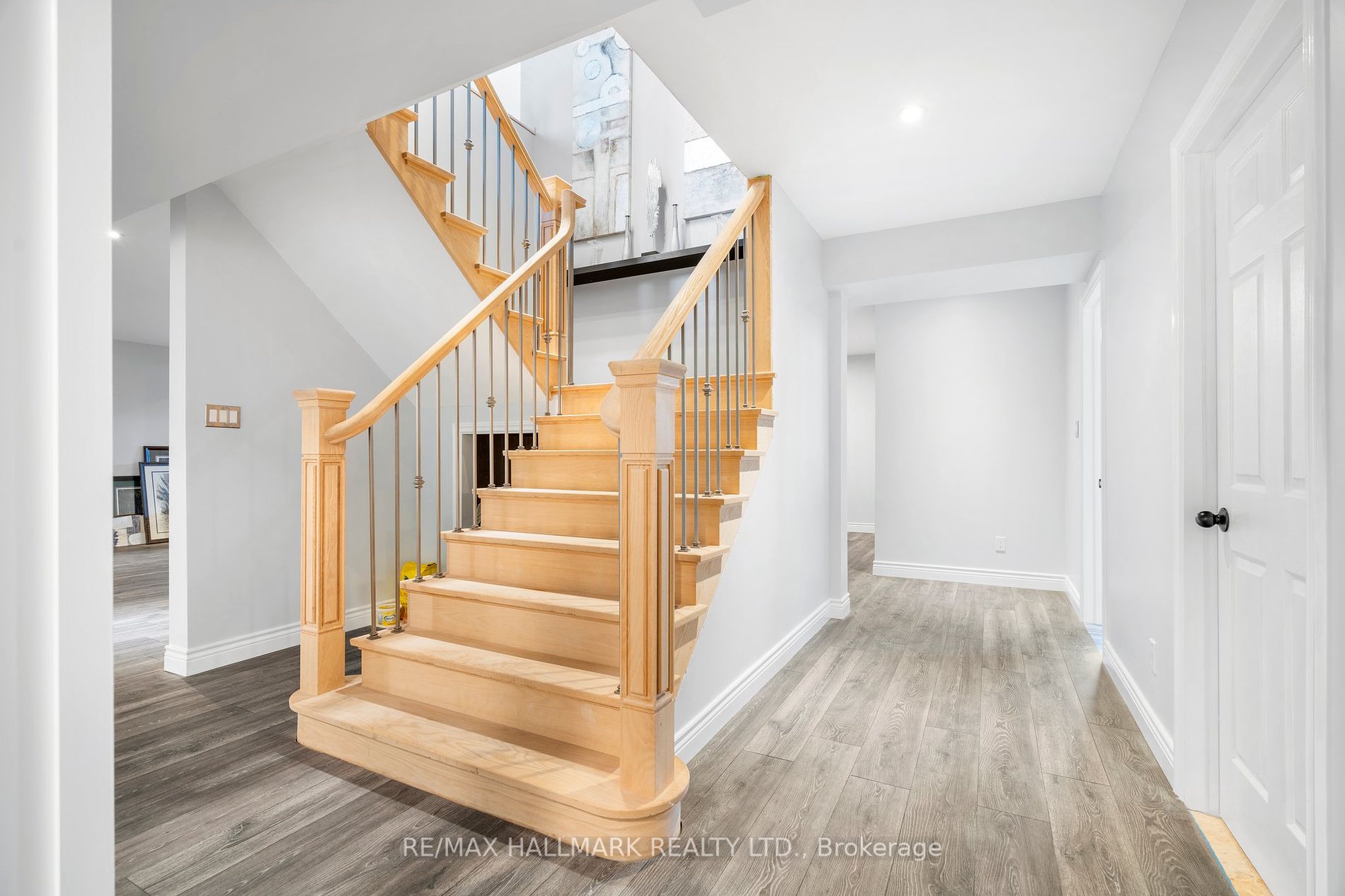 5253 Third Line Property Photo 28
