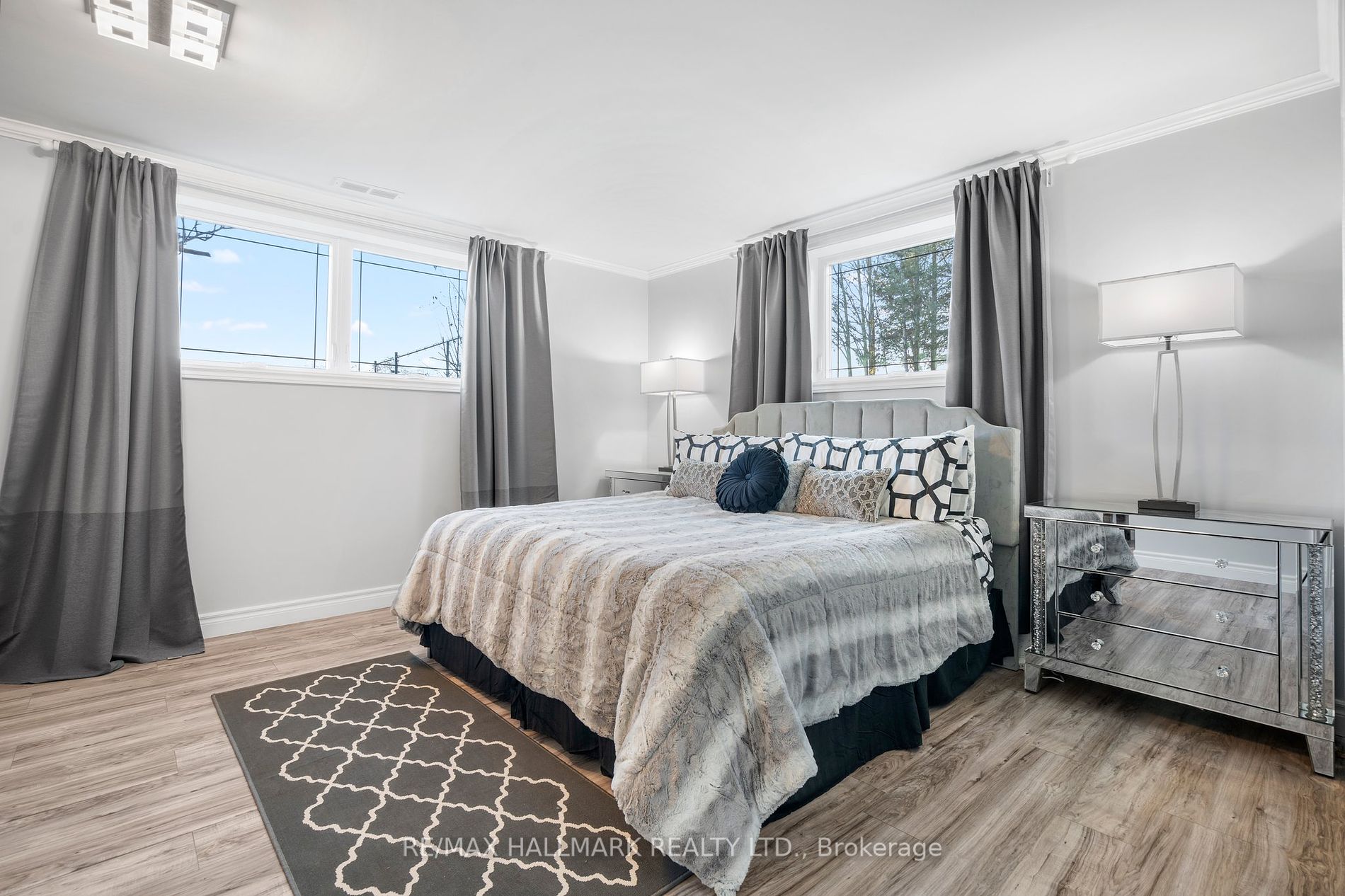 5253 Third Line Property Photo 31