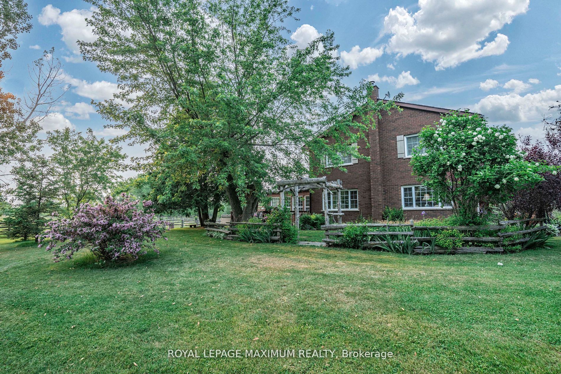 4372 Train St Property Photo 7