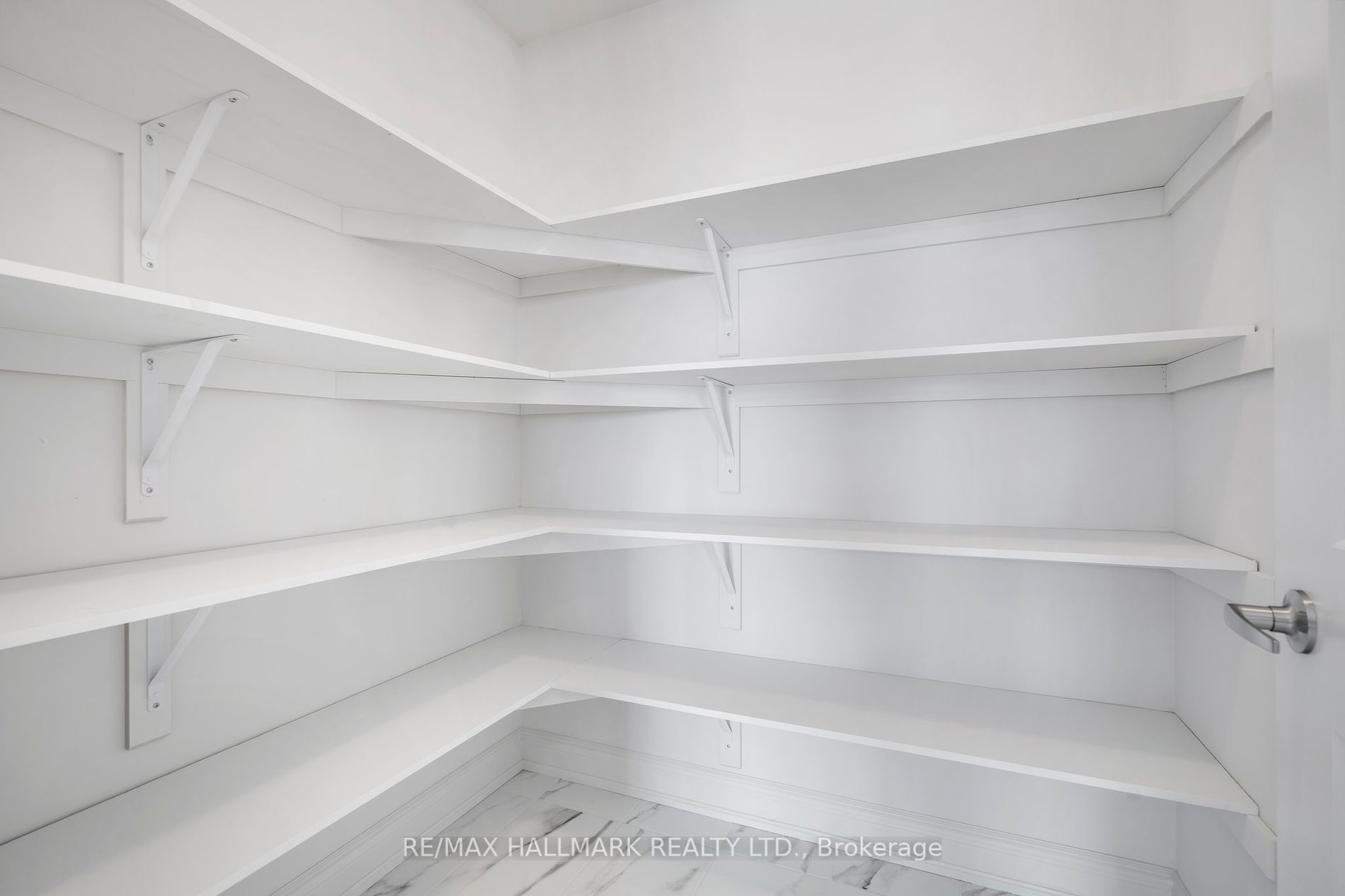 17 Sparrow Way Property Photo 15