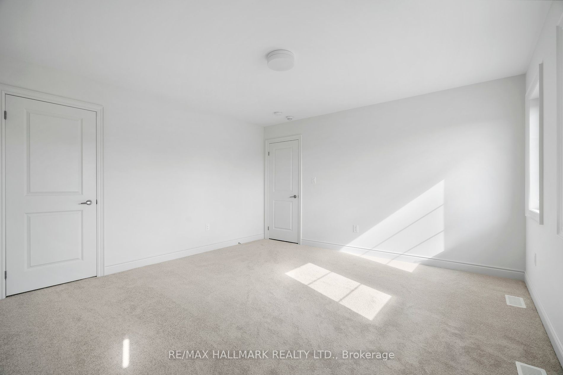 17 Sparrow Way Property Photo 25