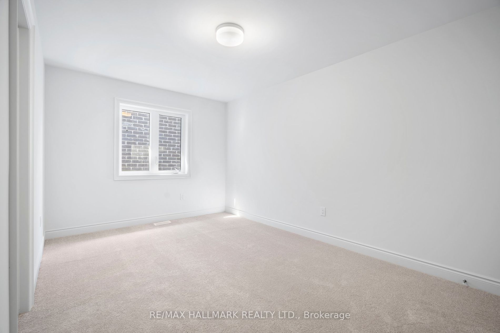 17 Sparrow Way Property Photo 29