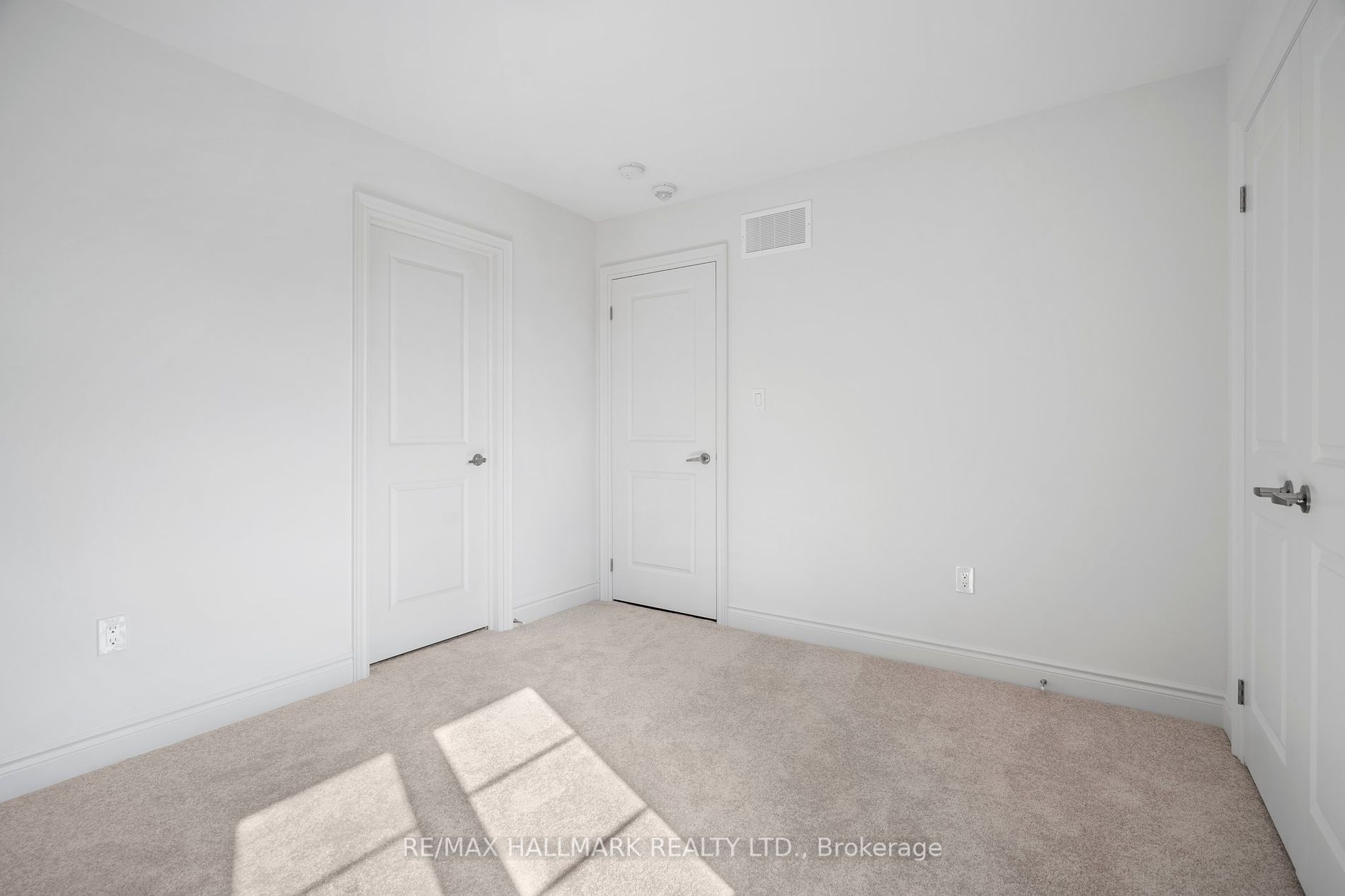 17 Sparrow Way Property Photo 32