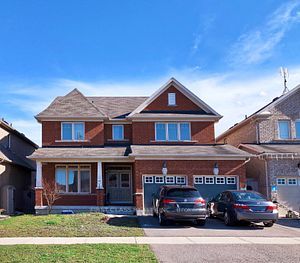 107 Routledge Dr Property Photo 1