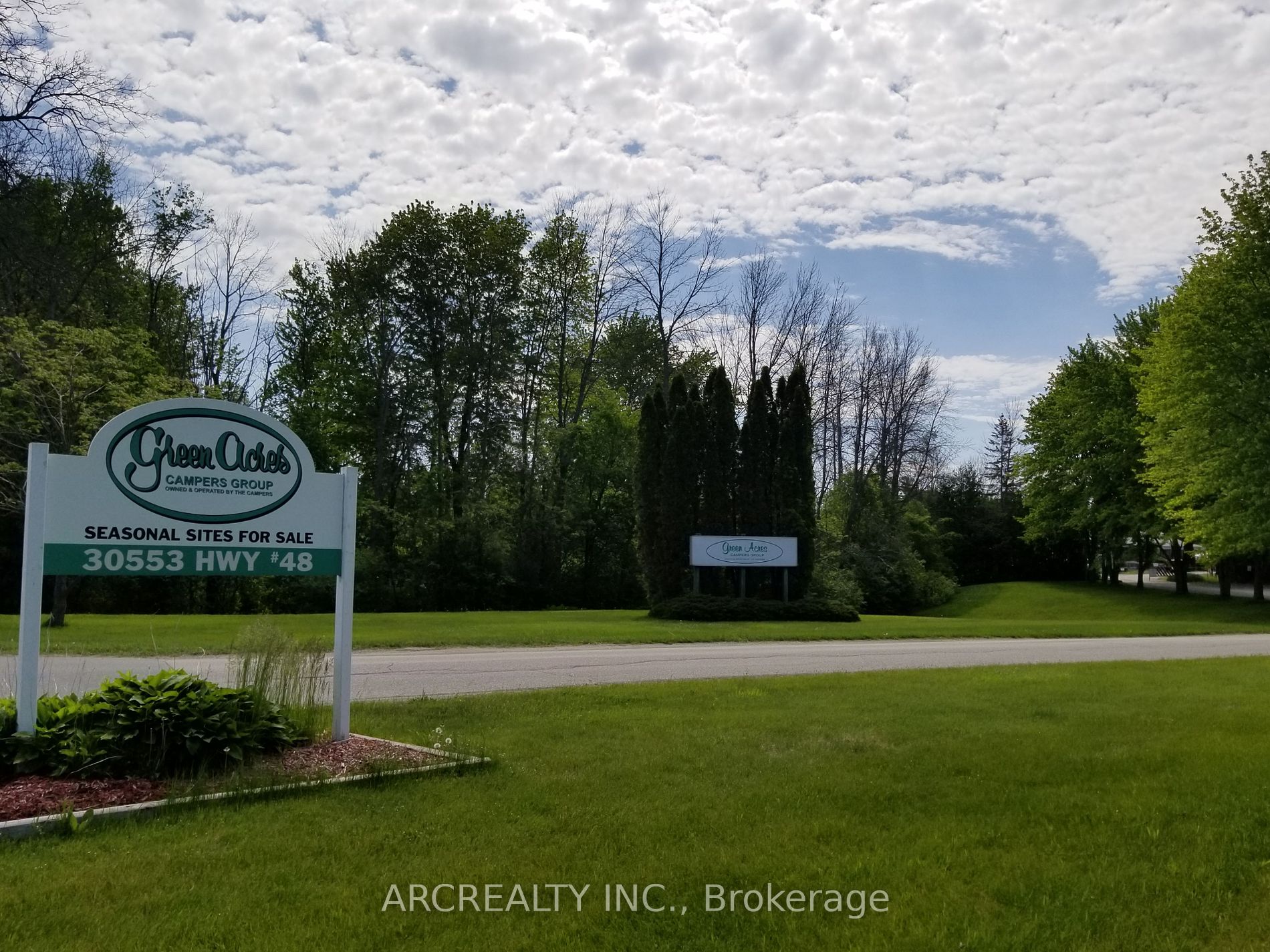 13 Bluebird Lane N Property Photo