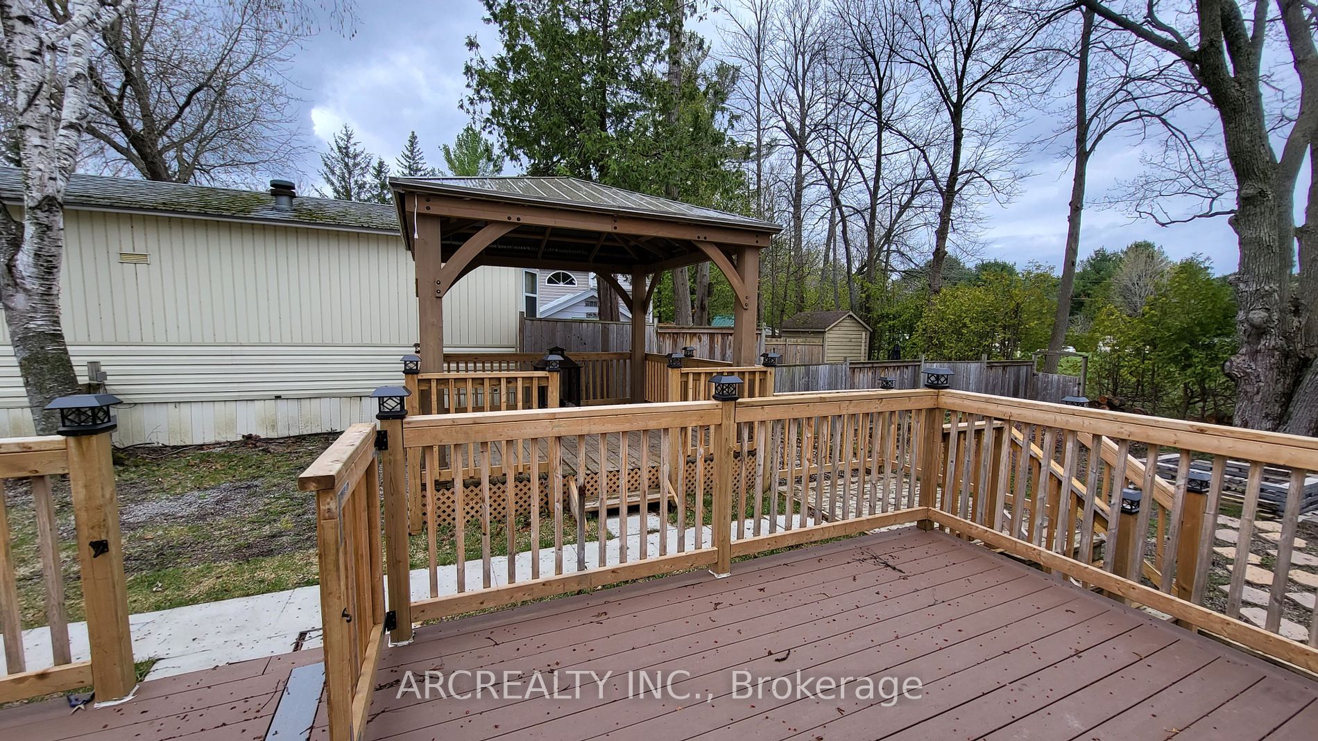 13 Bluebird Lane N Property Photo 16