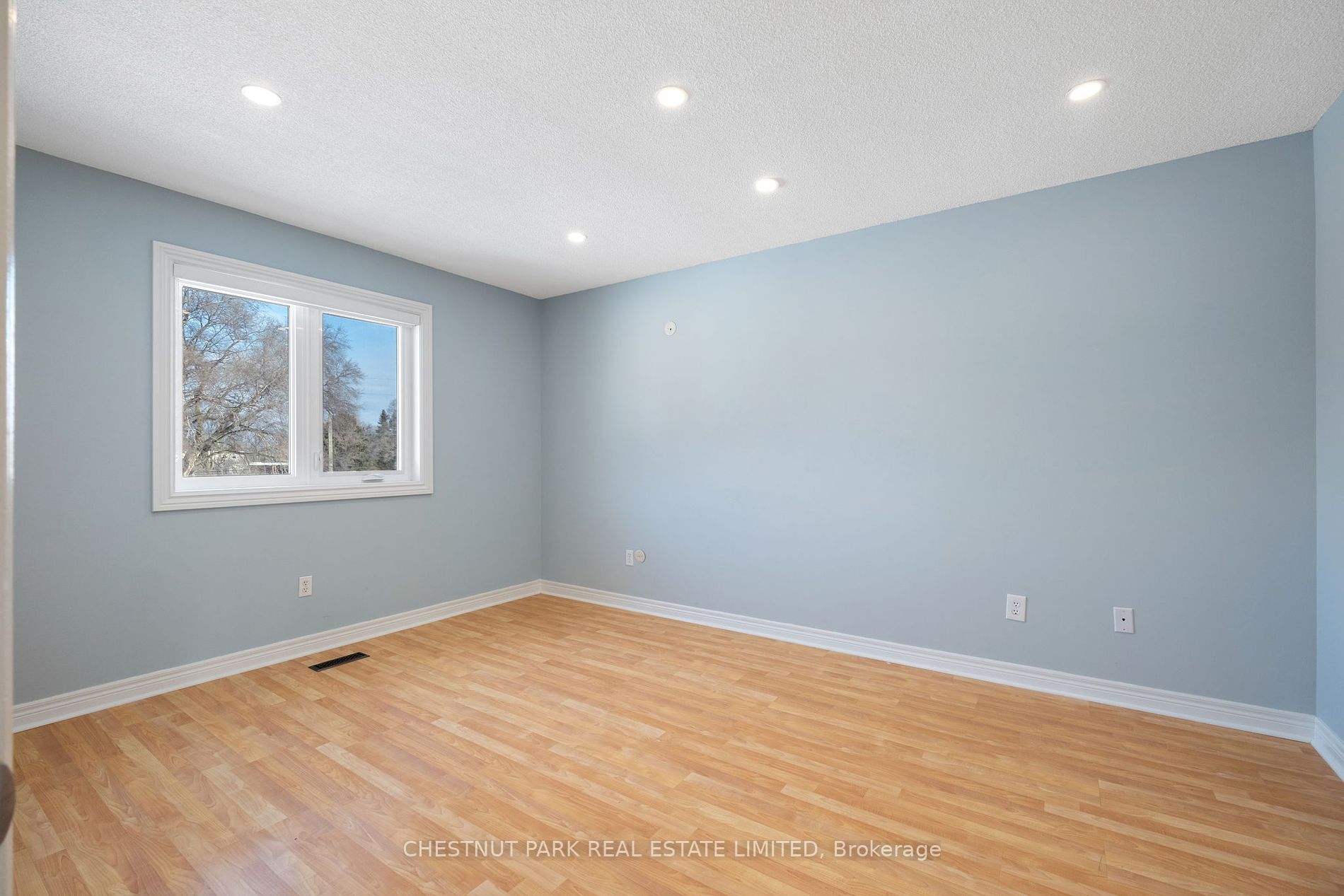 127 Samuel Lount Rd Property Photo 32