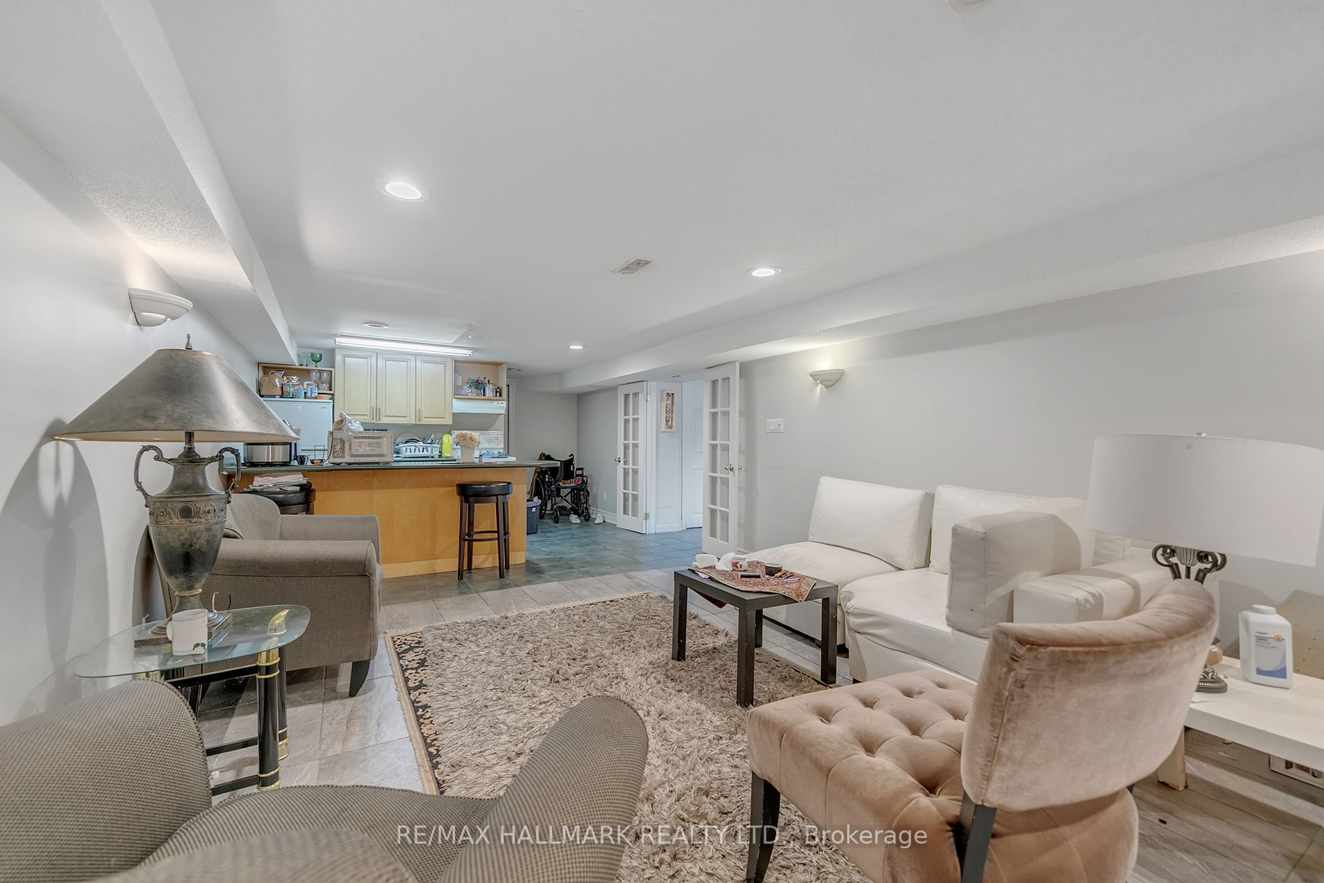 18 Poplar Dr Property Photo 1