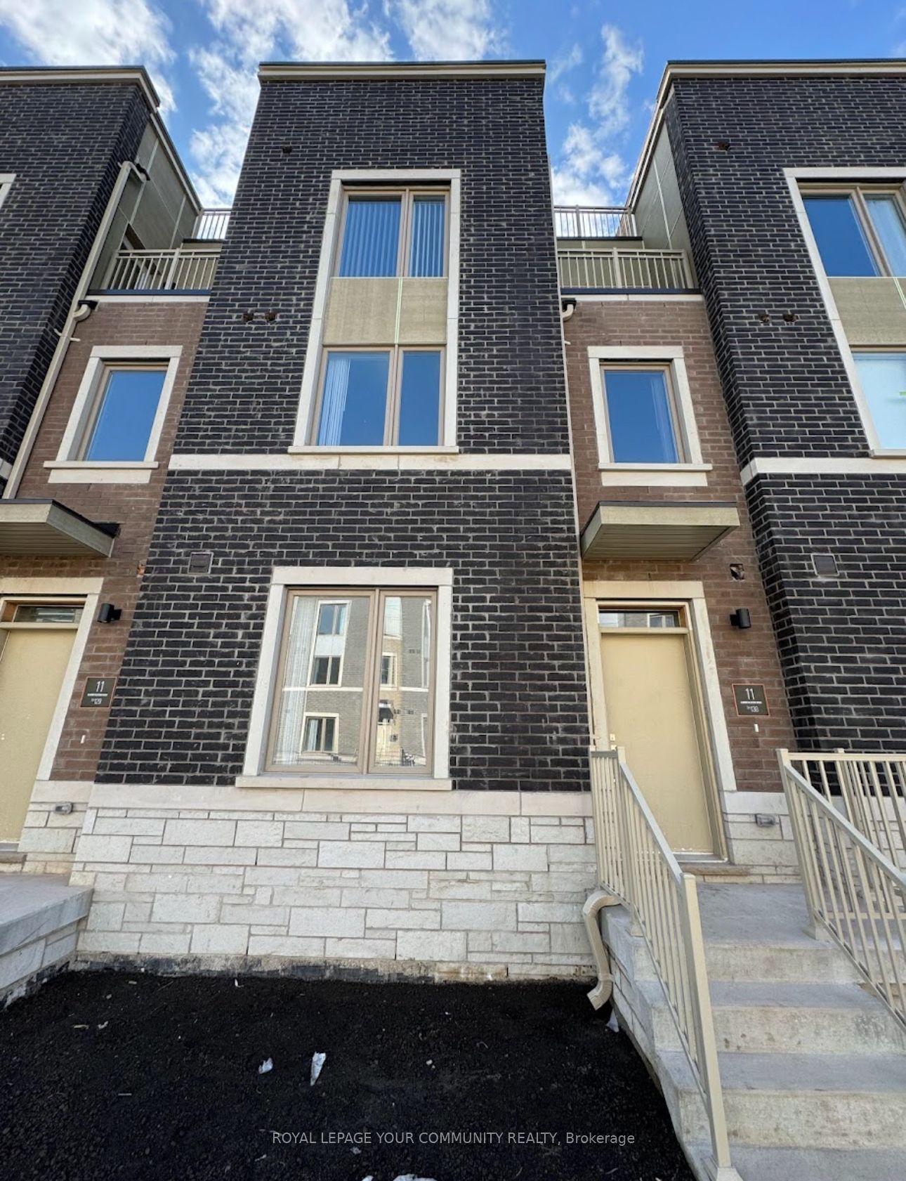 11 Almond Blossom Mews 130 Property Photo 1