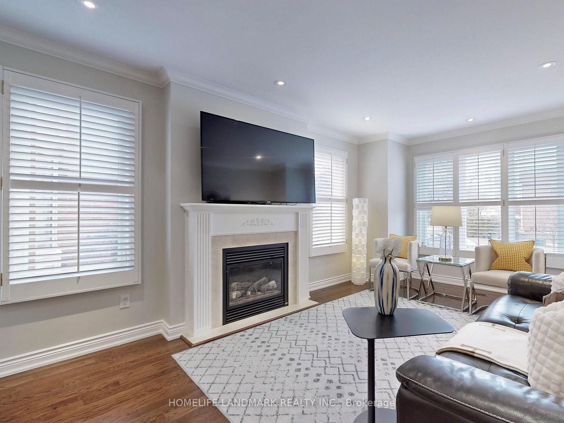 200 Rosedale Heights Dr Property Photo 3