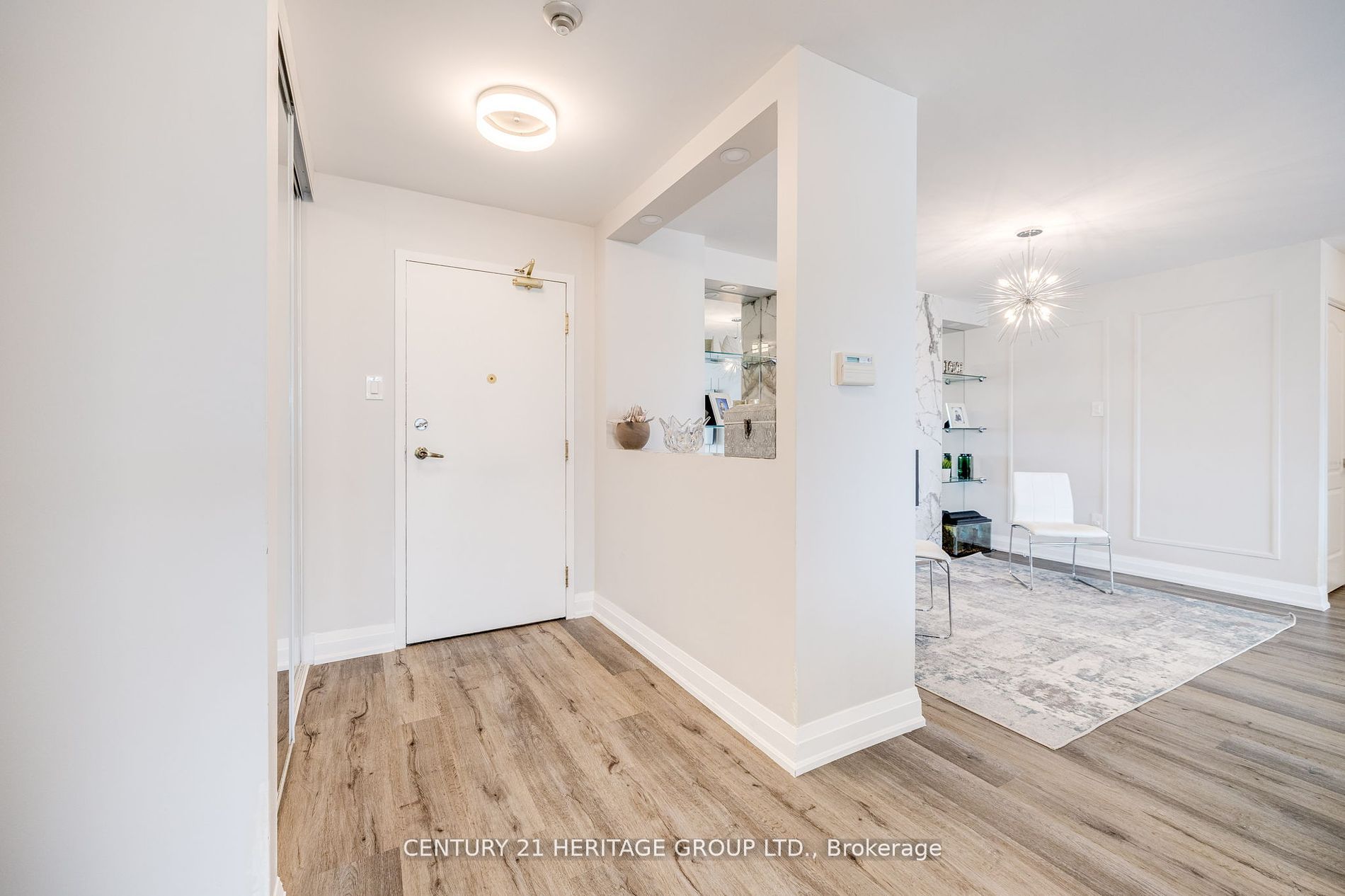7 Townsgate Dr 7 Property Photo 12