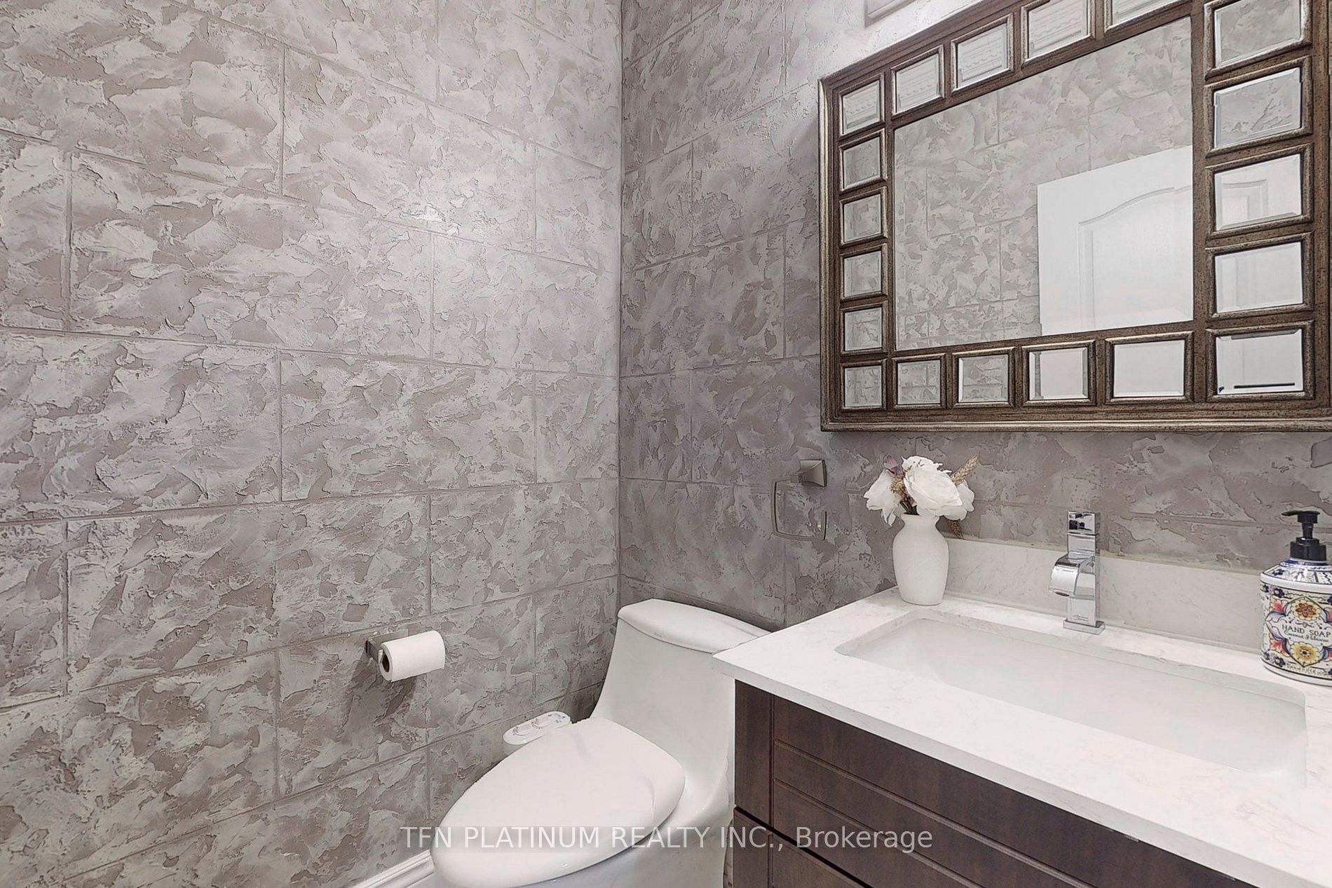 41 Regency View Hts Property Photo 19