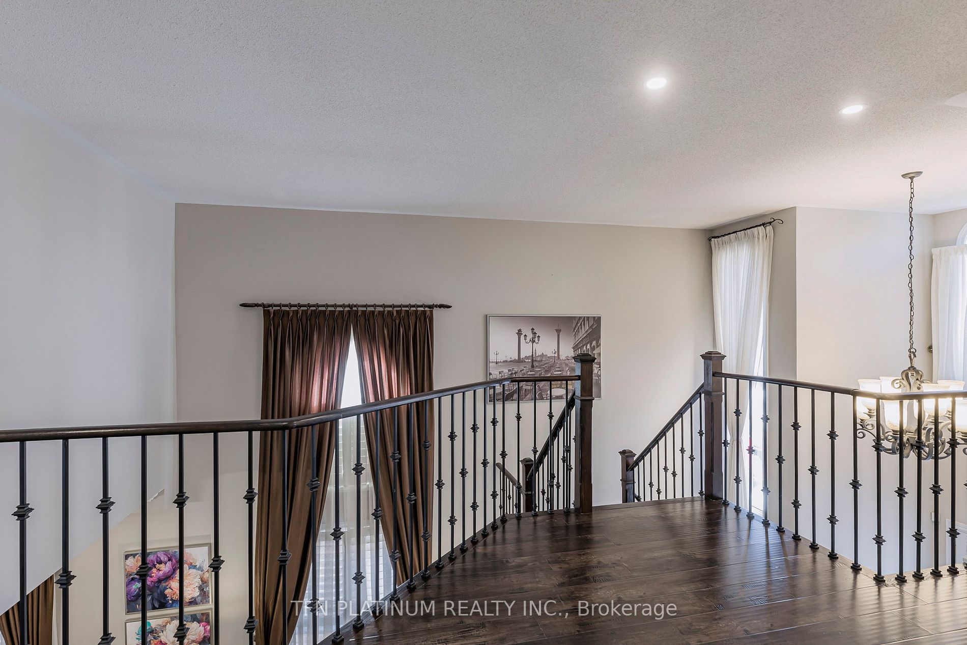 41 Regency View Hts Property Photo 21