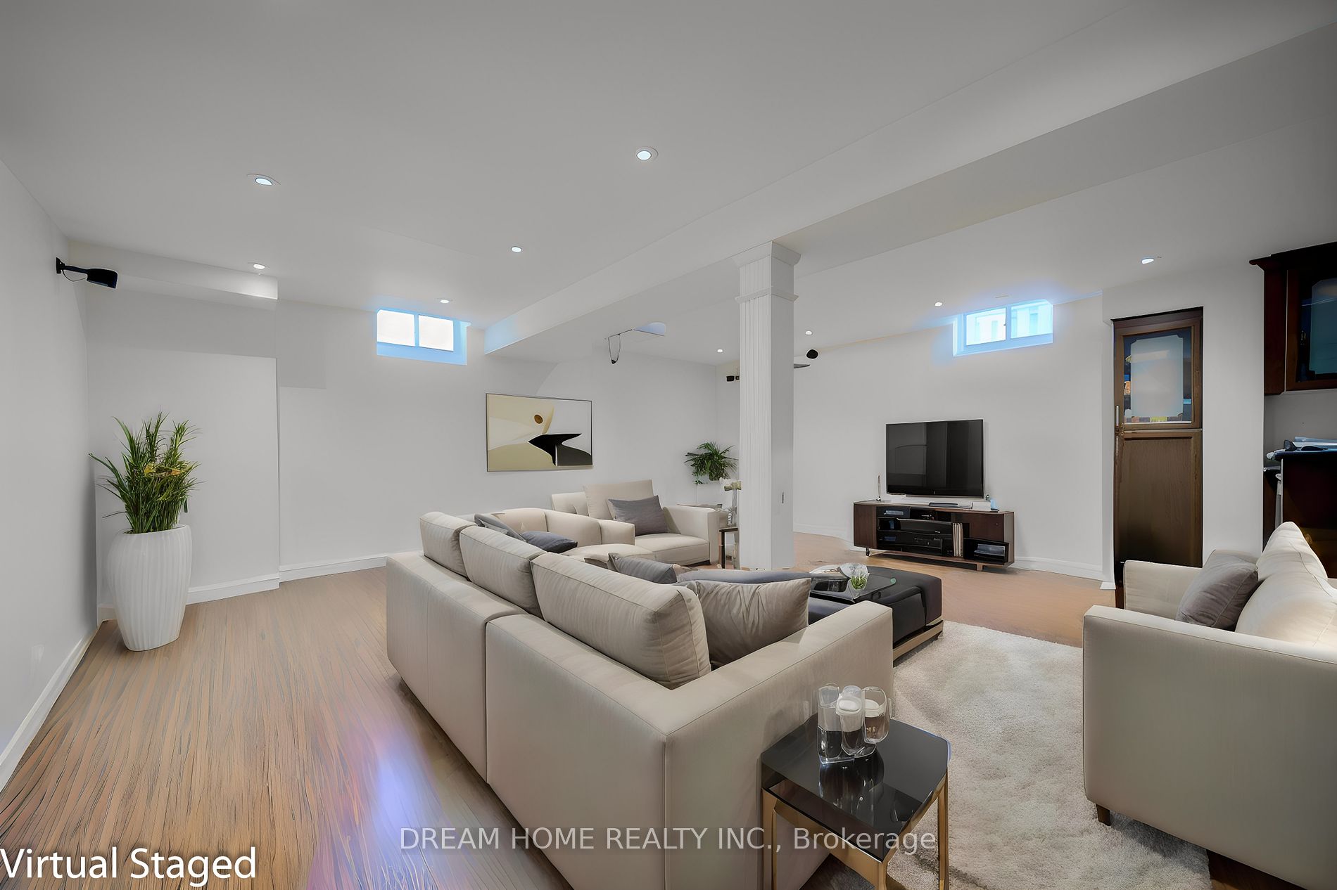 17 Caldbeck Ave Property Photo 15