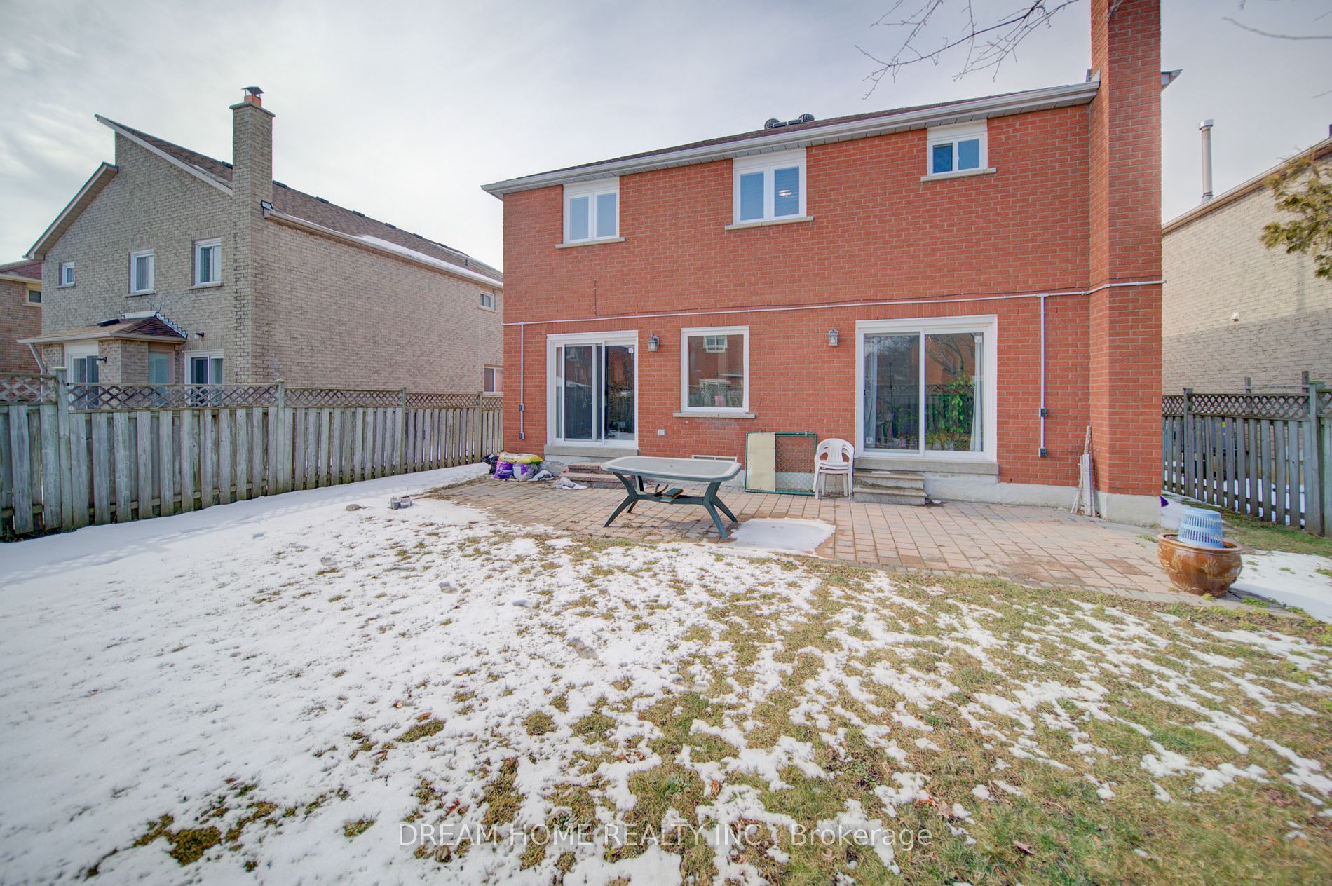17 Caldbeck Ave Property Photo 19