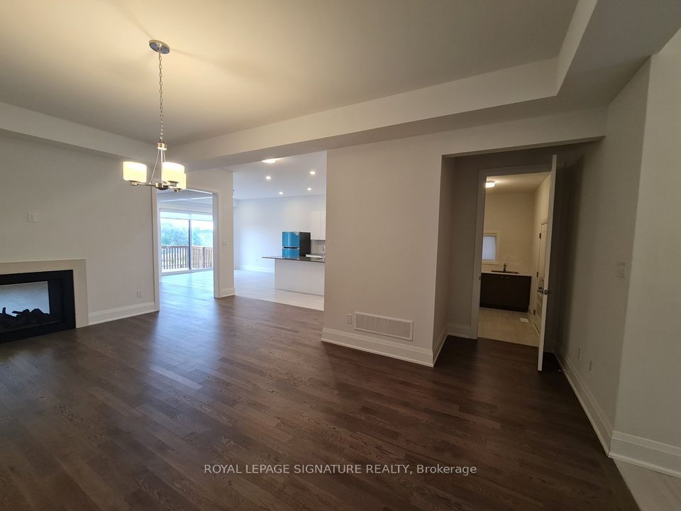 563 Kleinburg Summit Way Property Photo 4