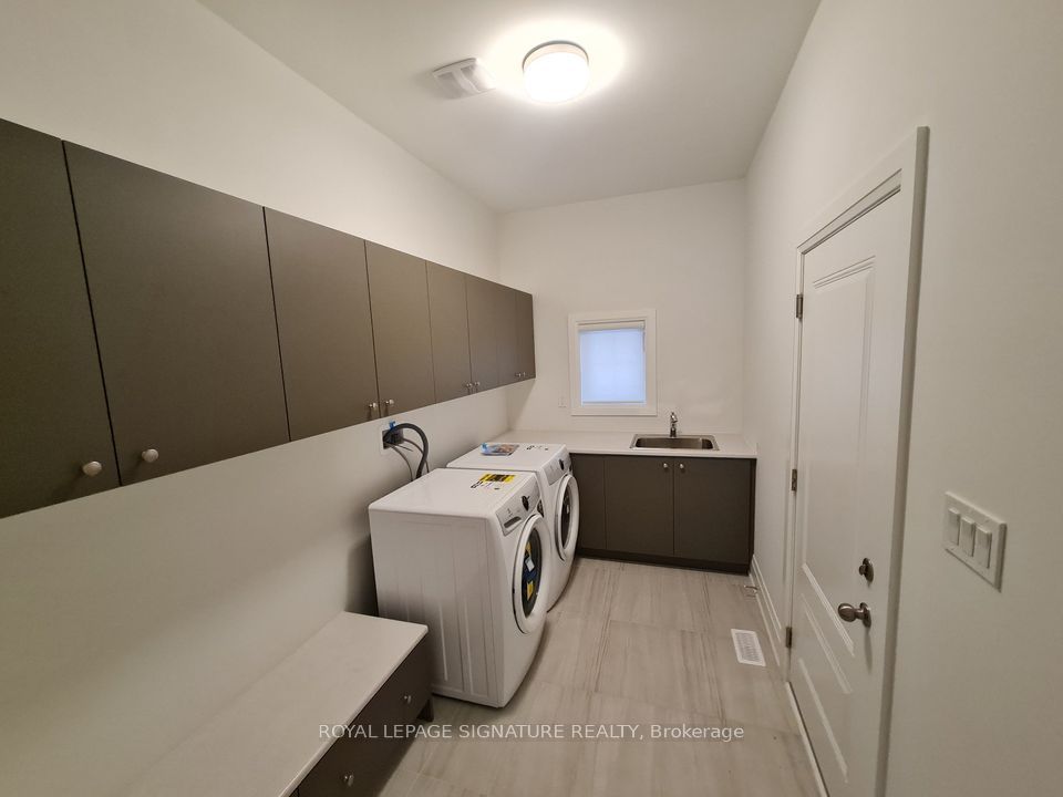 563 Kleinburg Summit Way Property Photo 5