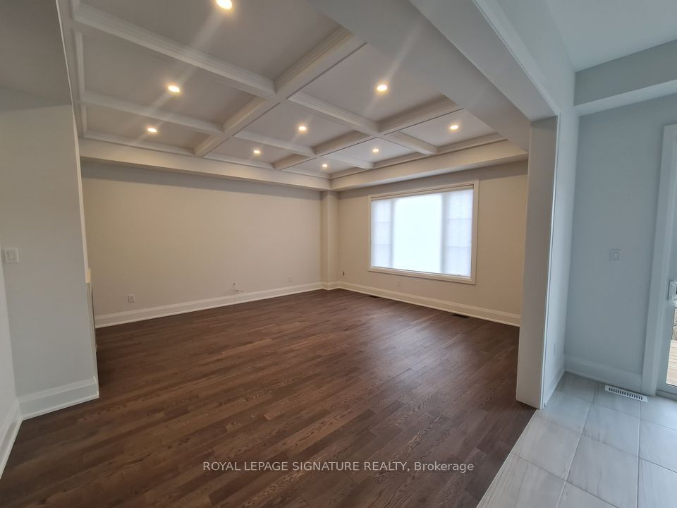 563 Kleinburg Summit Way Property Photo 12