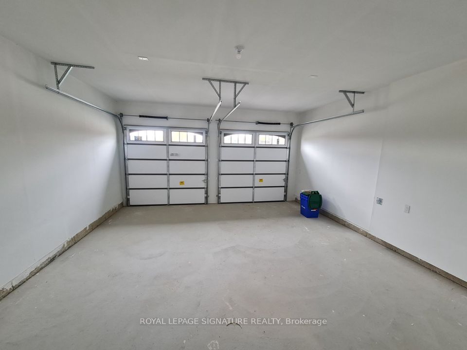 563 Kleinburg Summit Way Property Photo 25
