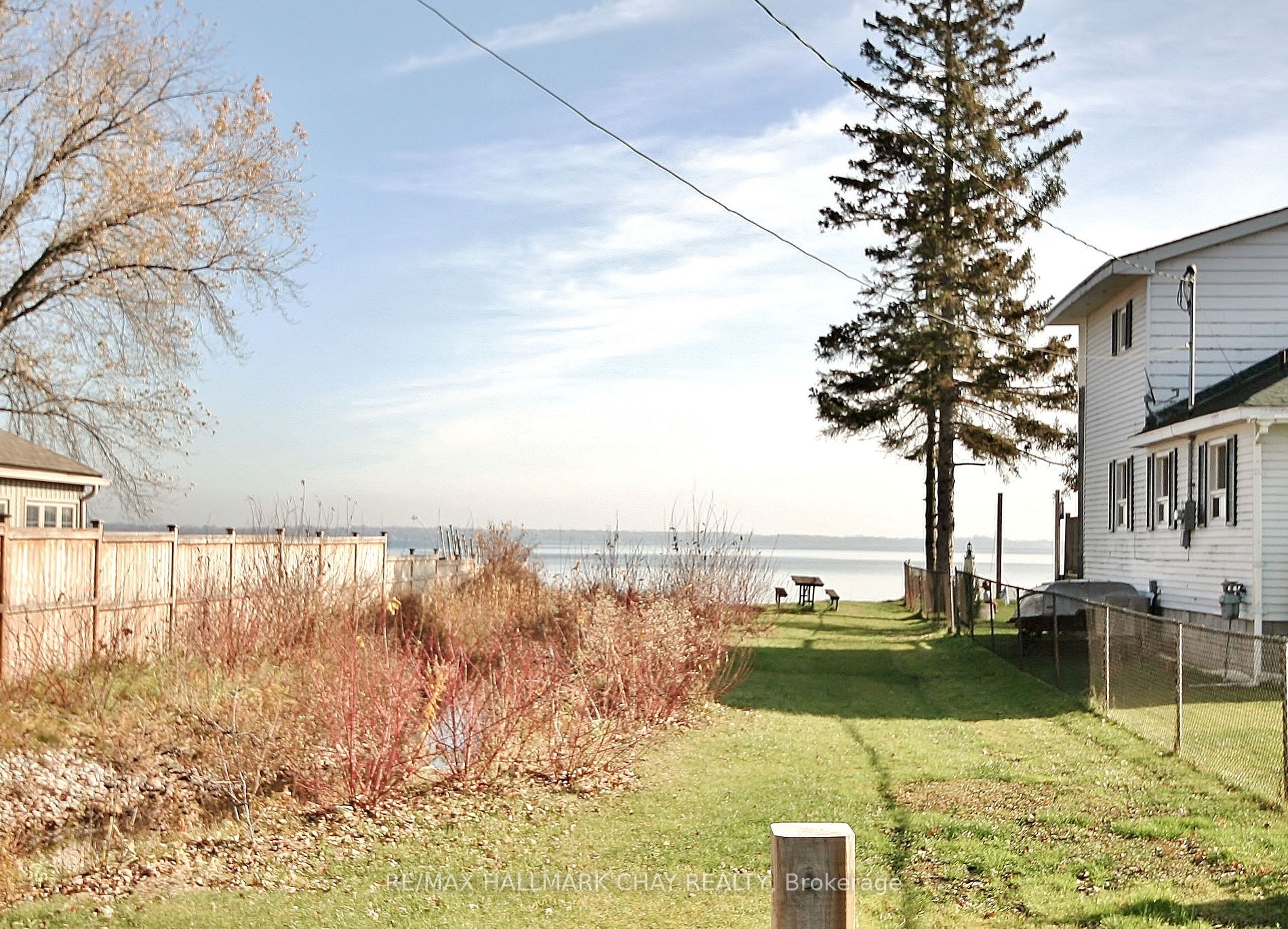 1099 Poplar Dr Property Photo 11