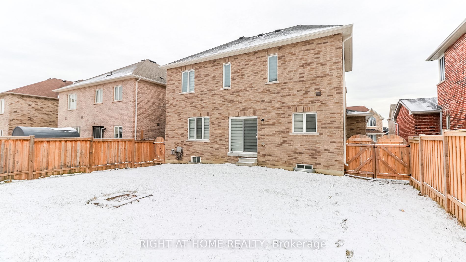 1386 Dallman St Property Photo 12