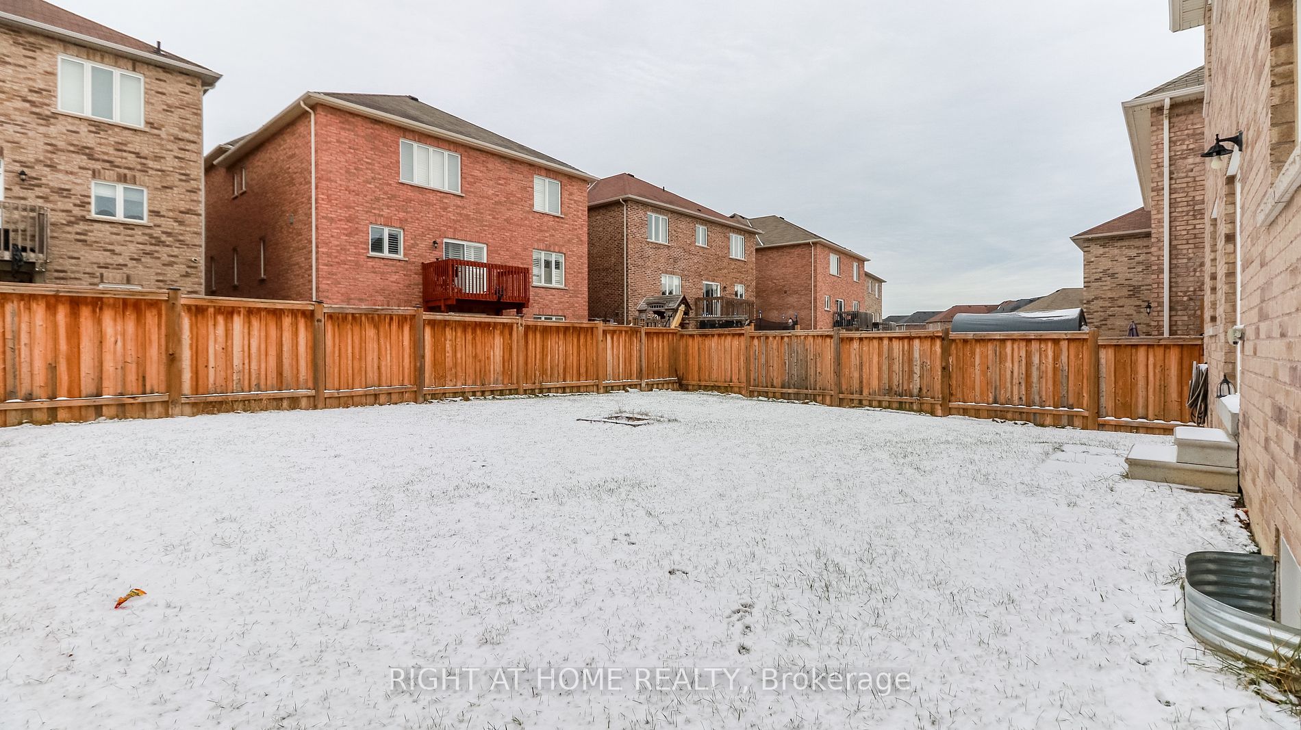 1386 Dallman St Property Photo 13
