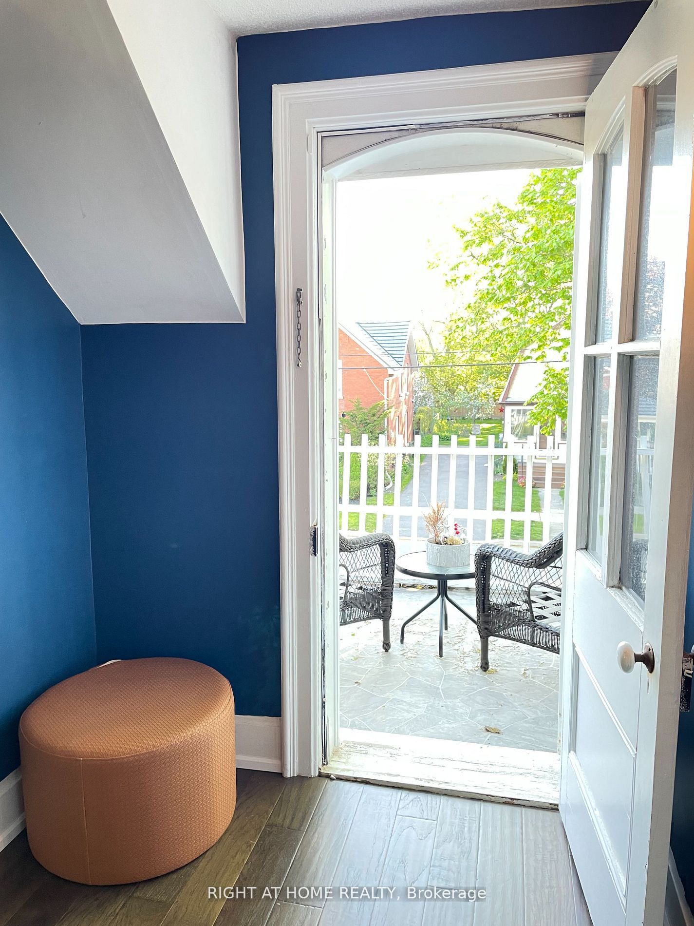 59 Ontario St E Property Photo 19