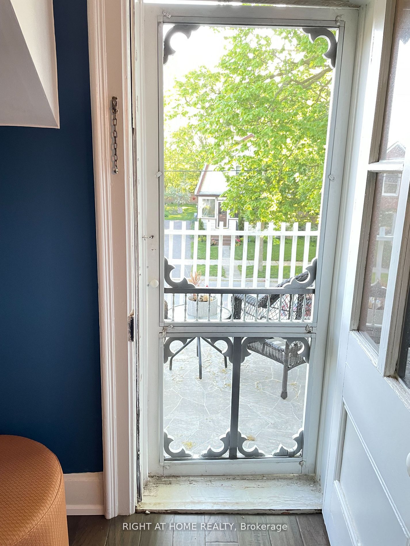 59 Ontario St E Property Photo 21