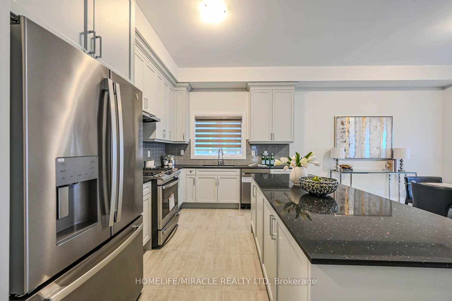 47 Mapleton St Property Photo 16