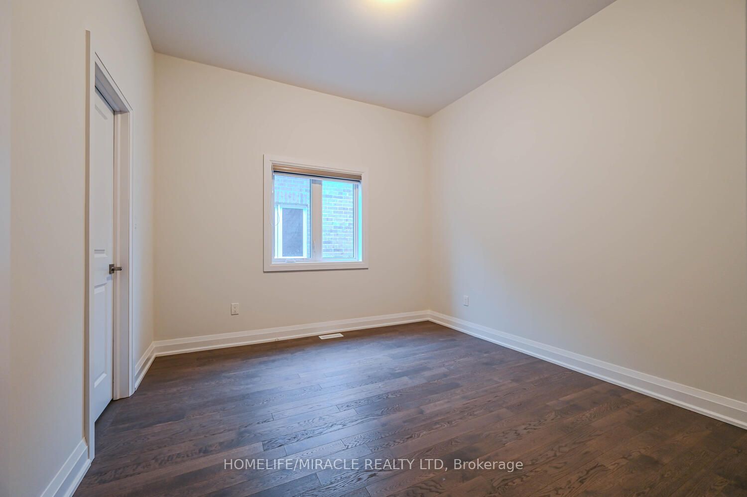 47 Mapleton St Property Photo 39