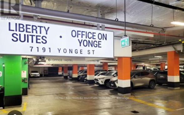 7191 Yonge St Property Photo 13