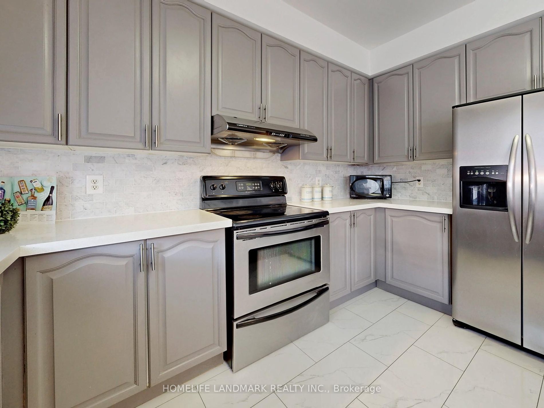 6 Saxony Dr Property Photo 11