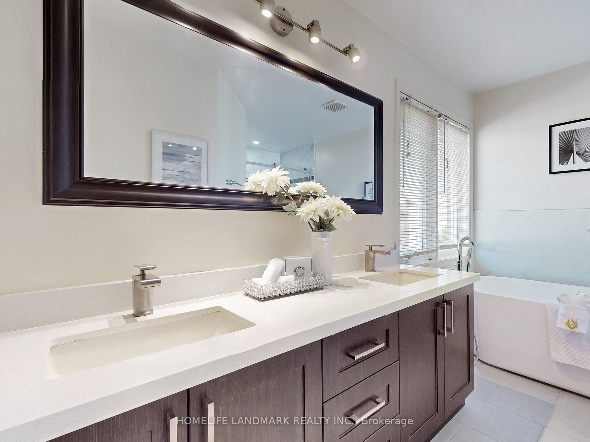 6 Saxony Dr Property Photo 25