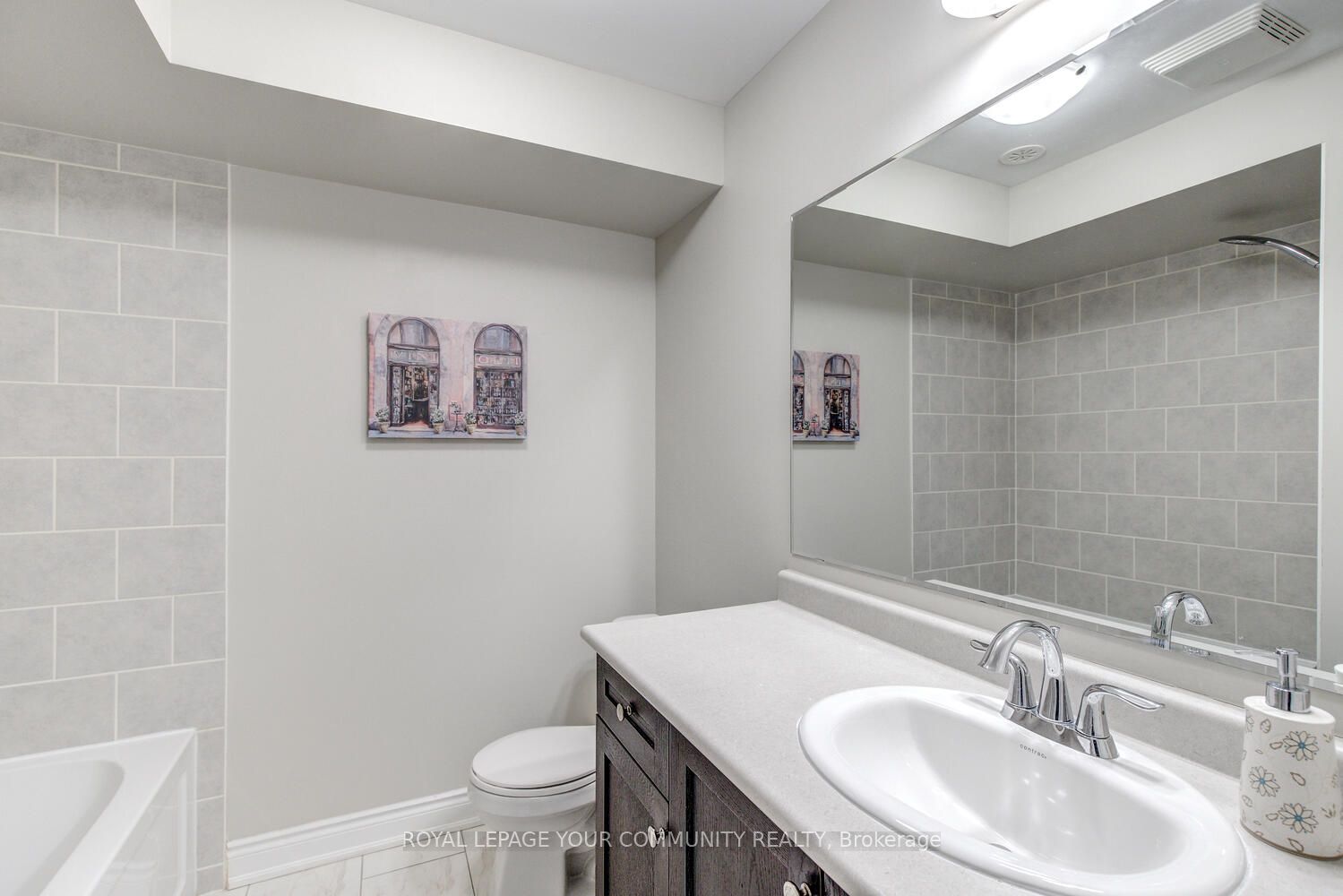 1331 Major Mackenzie Dr 135 Property Photo 26