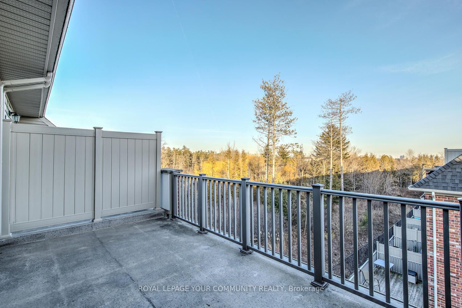 1331 Major Mackenzie Dr 135 Property Photo 33