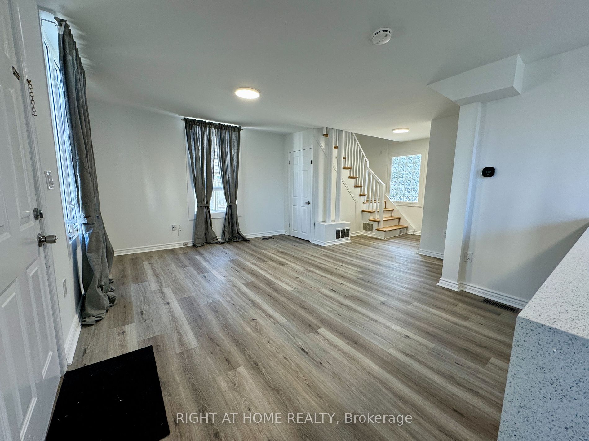 634 Gorham St Property Photo 2