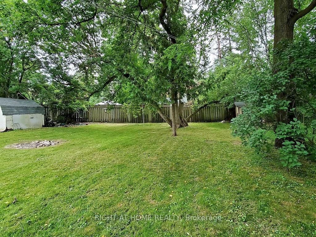 634 Gorham St Property Photo 18